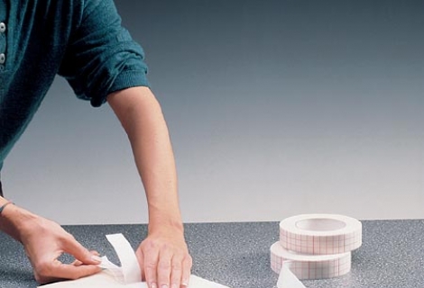 ASLAN_P_25_Buch_Reparaturpapier